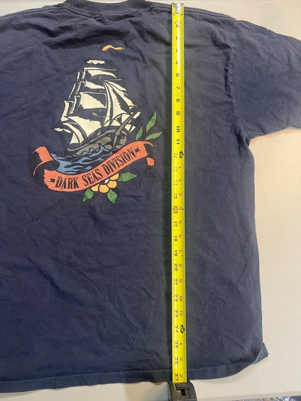 Dark Seas Division Nautical Supply Co Navy Graphic T-Shirt Ship Back Print Men’s